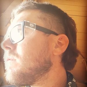 Meet your Posher, Cody